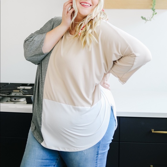 FINAL SALE❗️Color Block Dolman Sleeve Top - Picture 7 of 8